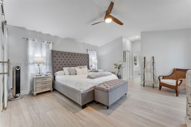 550 NW 110th Ave, Plantation, FL 33324