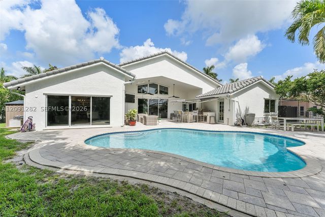 550 NW 110th Ave, Plantation, FL 33324