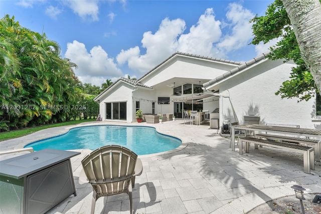 550 NW 110th Ave, Plantation, FL 33324