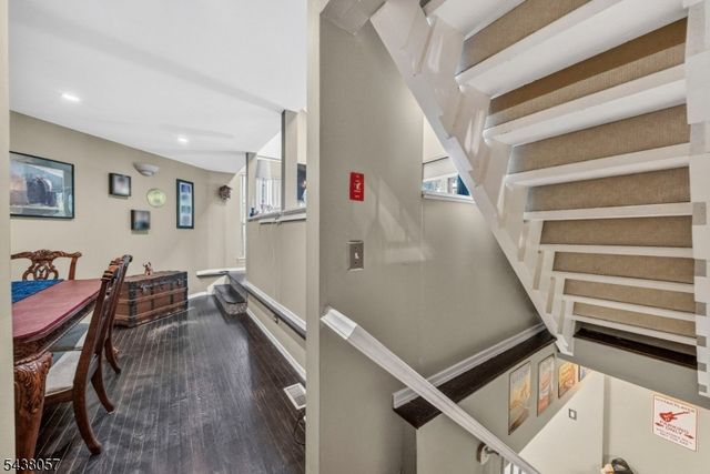 4843 Bloomingdale Dr, Hillsborough Twp., NJ 08844