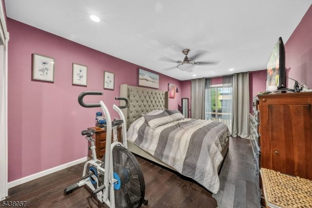 4843 Bloomingdale Dr, Hillsborough Twp., NJ 08844