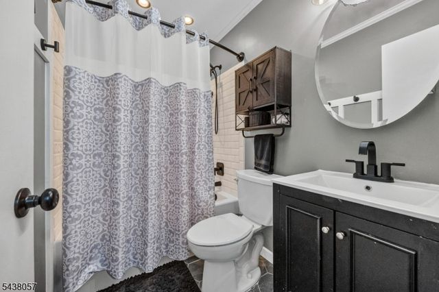 4843 Bloomingdale Dr, Hillsborough Twp., NJ 08844