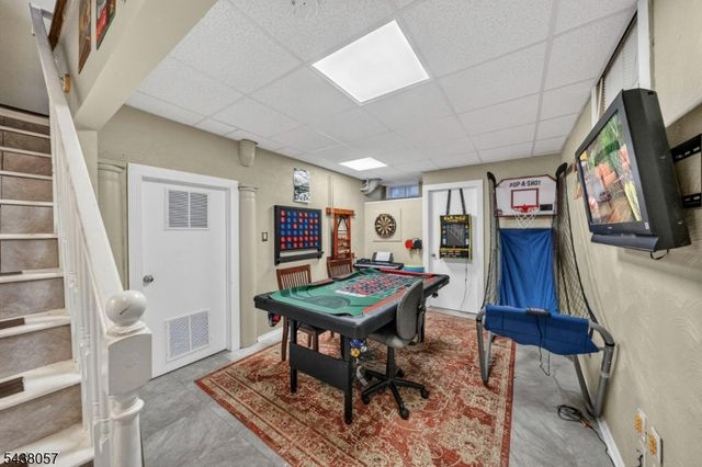 4843 Bloomingdale Dr, Hillsborough Twp., NJ 08844