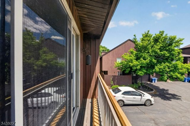 4843 Bloomingdale Dr, Hillsborough Twp., NJ 08844