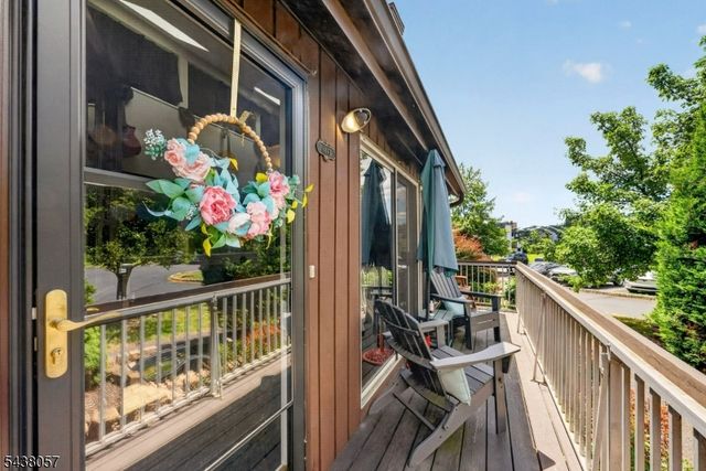 4843 Bloomingdale Dr, Hillsborough Twp., NJ 08844