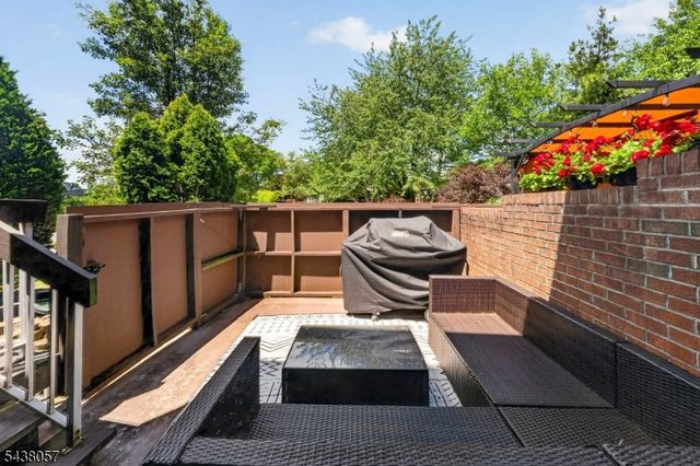 4843 Bloomingdale Dr, Hillsborough Twp., NJ 08844