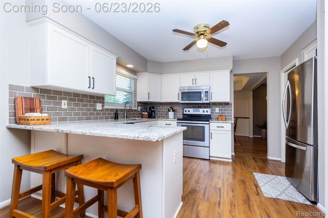 27533 Winchester Terrace, Brownstown Charter Township, MI 48183
