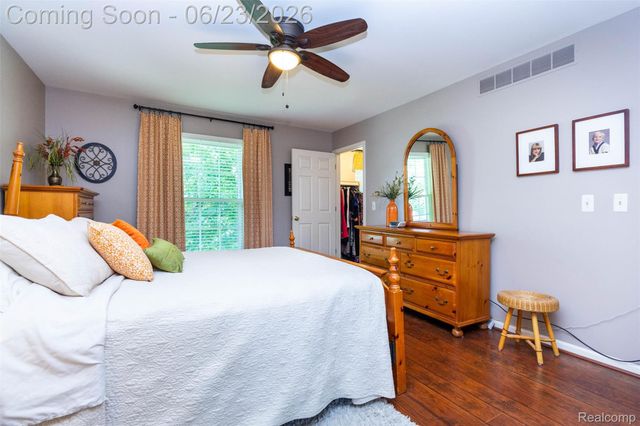 27533 Winchester Terrace, Brownstown Charter Township, MI 48183