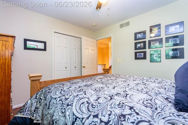 27533 Winchester Terrace, Brownstown Charter Township, MI 48183