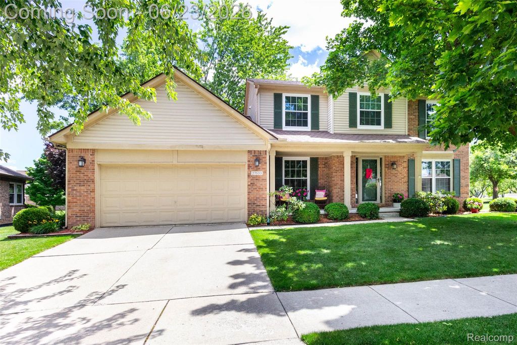 27533 Winchester Terrace, Brownstown Charter Township, MI 48183