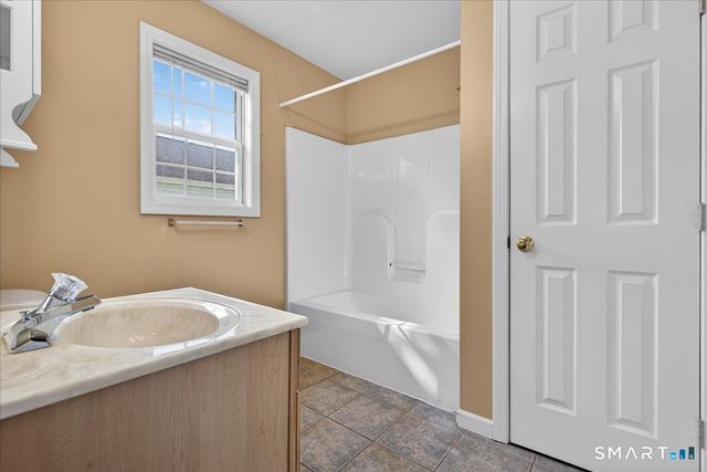 166 Palomino Pass 166, Trumbull, CT 06611