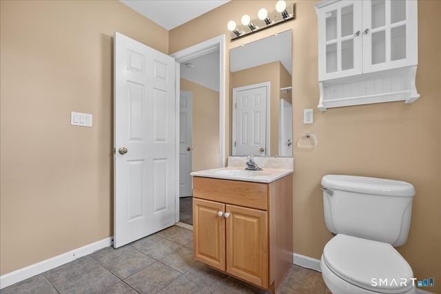 166 Palomino Pass 166, Trumbull, CT 06611