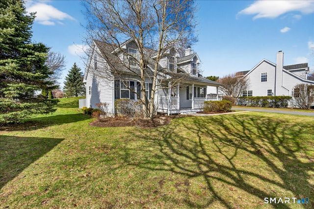 166 Palomino Pass 166, Trumbull, CT 06611