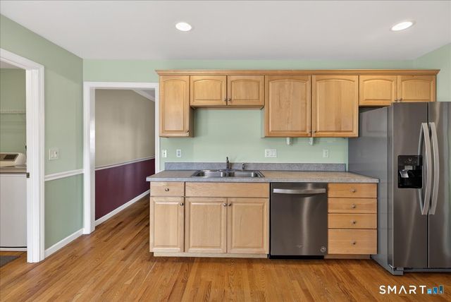 166 Palomino Pass 166, Trumbull, CT 06611