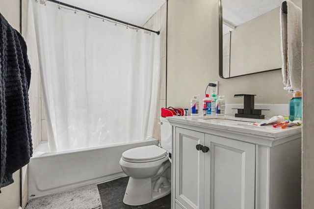 325 W 9th Street, Covington, KY 41011