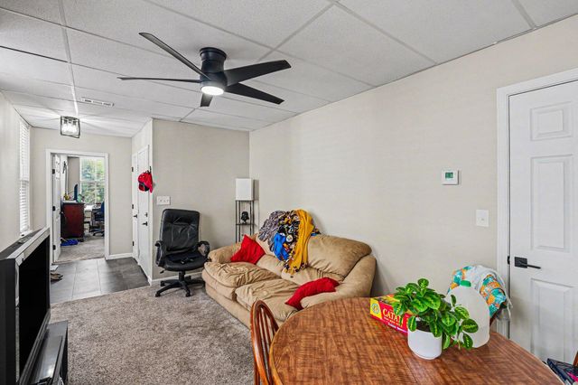 325 W 9th Street, Covington, KY 41011
