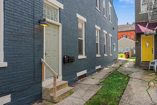 325 W 9th Street, Covington, KY 41011