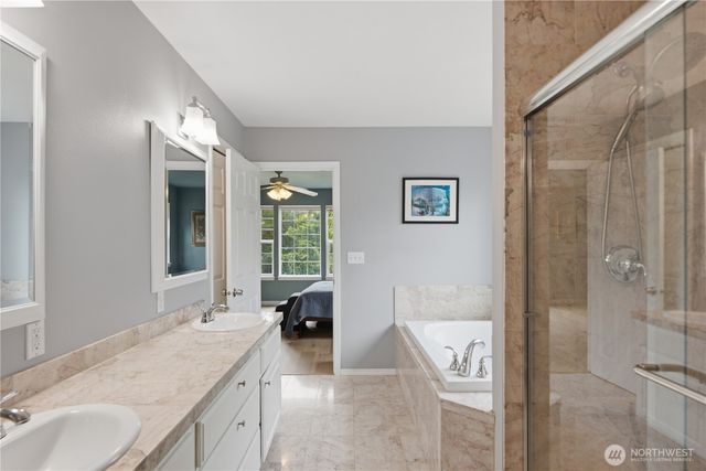 2484 Soundview Drive NE, Bainbridge Island, WA 98110