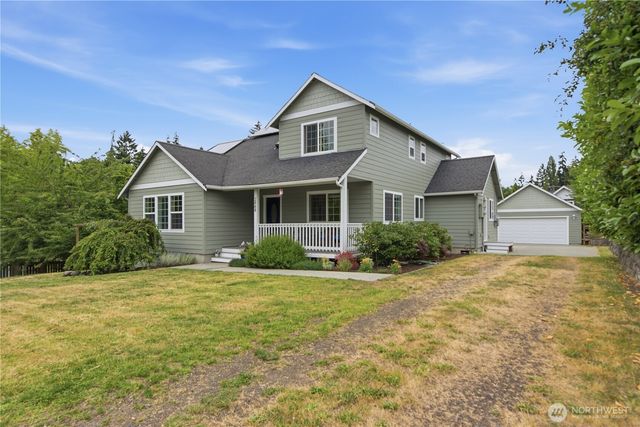 2484 Soundview Drive NE, Bainbridge Island, WA 98110
