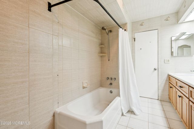 3 Deridder Court, Middletown, NJ 07748