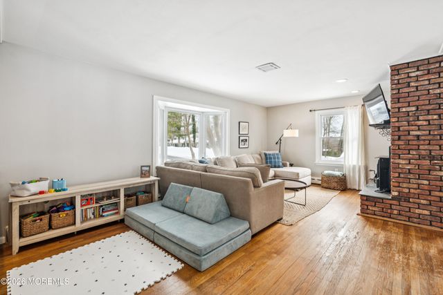 3 Deridder Court, Middletown, NJ 07748