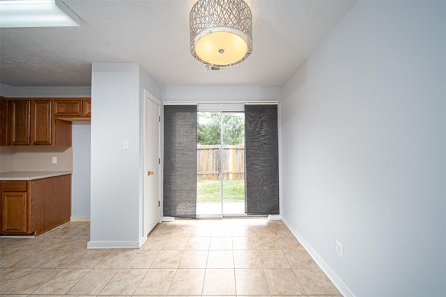 11914 Rolling Stream Drive, Tomball, TX 77375