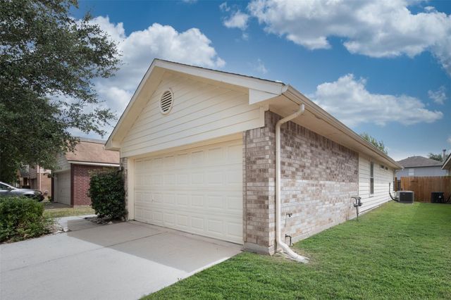 11914 Rolling Stream Drive, Tomball, TX 77375