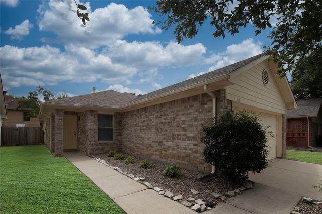 11914 Rolling Stream Drive, Tomball, TX 77375