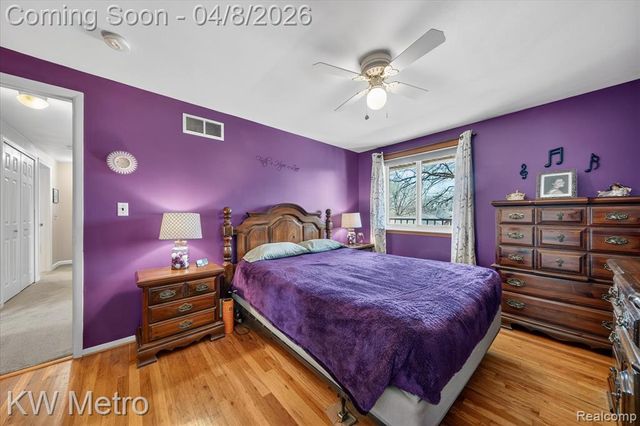 5037 Thorncroft Avenue, Royal Oak, MI 48073