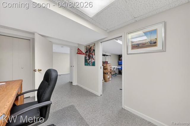 5037 Thorncroft Avenue, Royal Oak, MI 48073