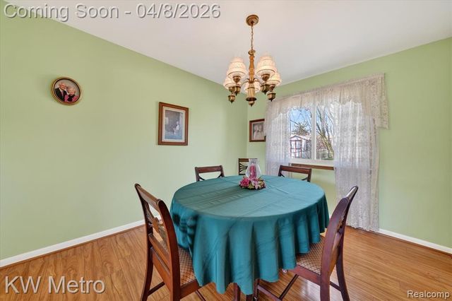 5037 Thorncroft Avenue, Royal Oak, MI 48073