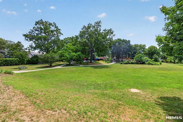 16 Randolph Terrace, Fair Lawn, NJ 07410