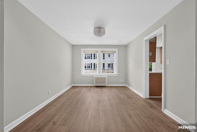 16 Randolph Terrace, Fair Lawn, NJ 07410