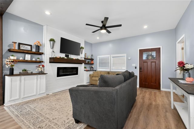 114 Falmouth Street, Williamstown, KY 41097