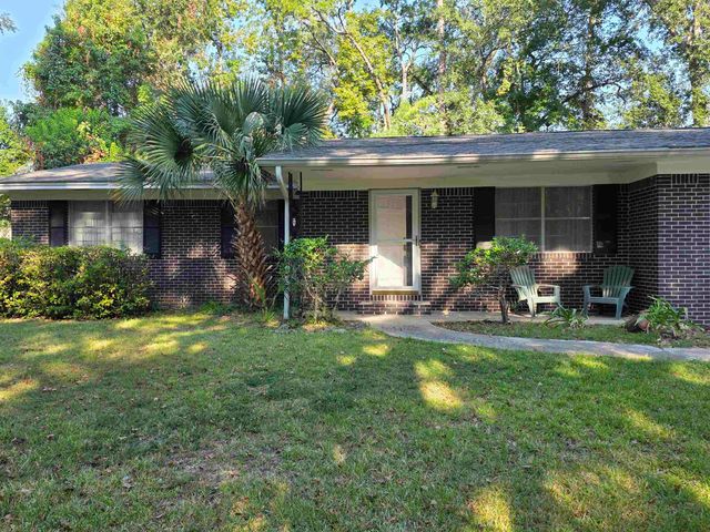 2036 TRESCOTT Drive, Tallahassee, FL 32308