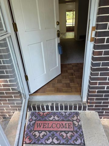 2036 TRESCOTT Drive, Tallahassee, FL 32308