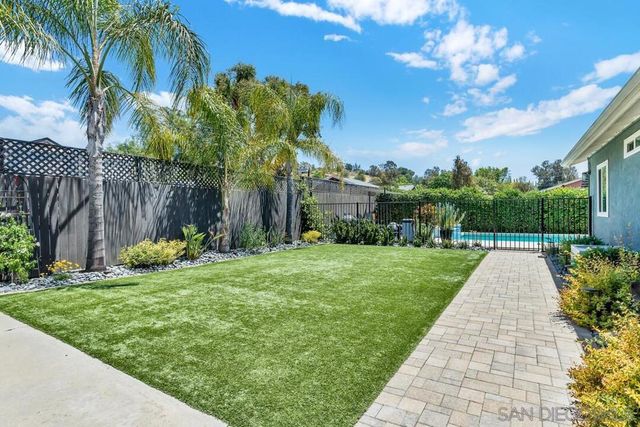 1852 EL CAJON LN., Ramona, CA 92065