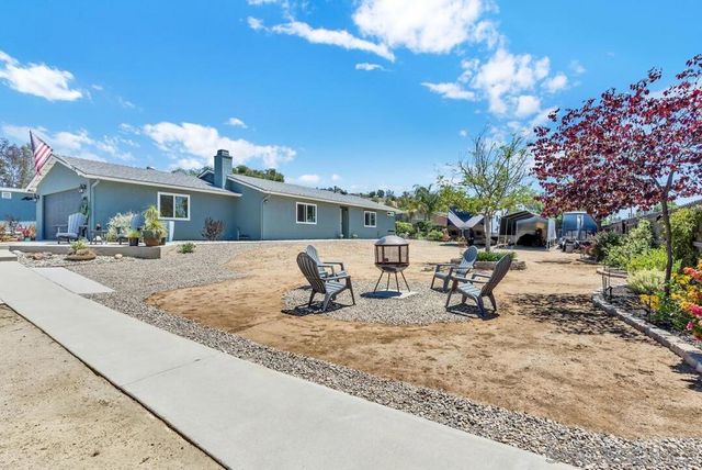 1852 EL CAJON LN., Ramona, CA 92065