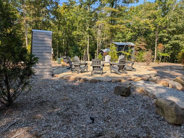 140 Sunset Bluff Way, Monteagle, TN 37356
