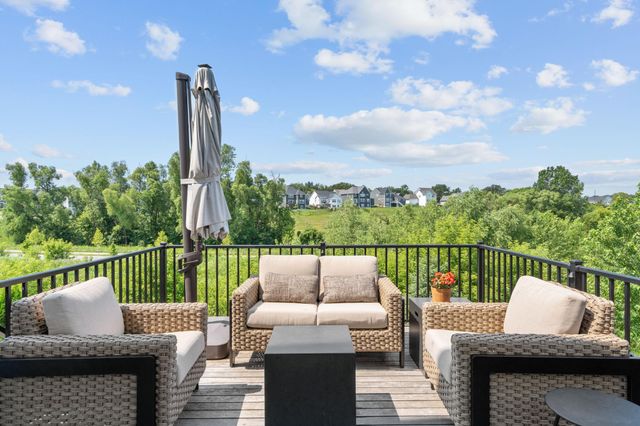 5054 Boulder Lane, Chaska, MN 55318