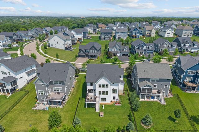 5054 Boulder Lane, Chaska, MN 55318
