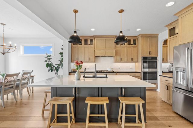 5054 Boulder Lane, Chaska, MN 55318