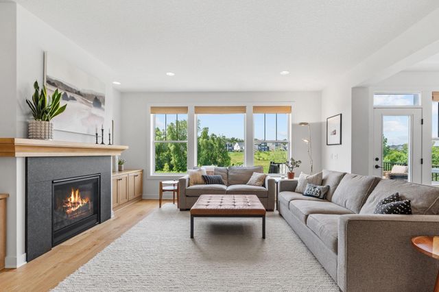 5054 Boulder Lane, Chaska, MN 55318