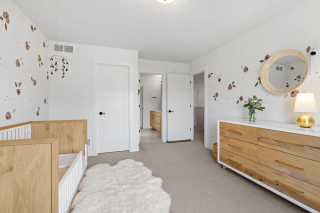 5054 Boulder Lane, Chaska, MN 55318