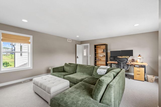 5054 Boulder Lane, Chaska, MN 55318