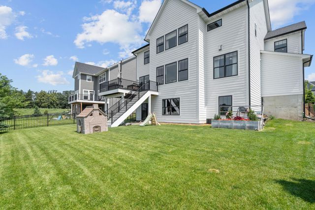 5054 Boulder Lane, Chaska, MN 55318