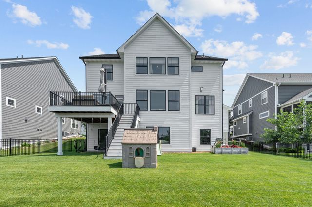 5054 Boulder Lane, Chaska, MN 55318