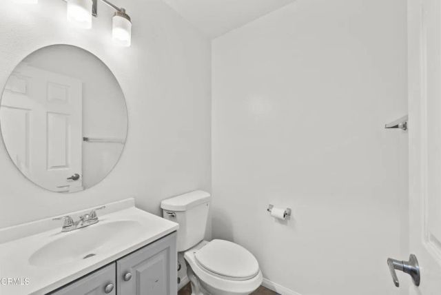 13912 Mcclure Avenue 6, Paramount, CA 90723