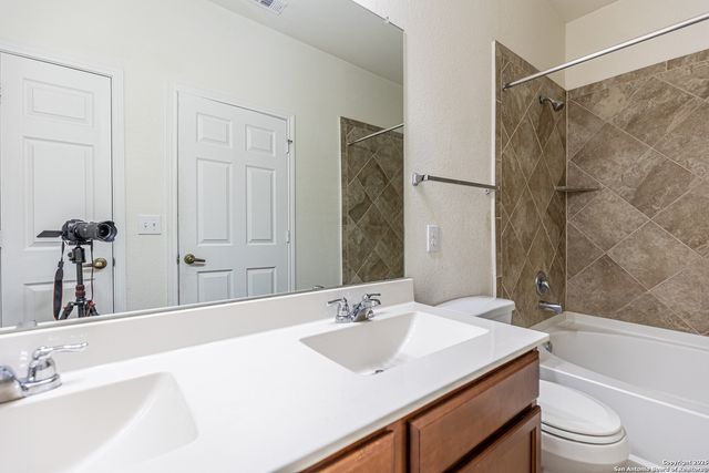 7343 BLUEBONNET BAY, San Antonio, TX 78218