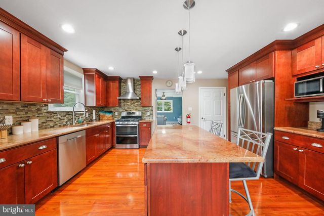 745 ASTON MARTIN DR, Lindenwold, NJ 08021